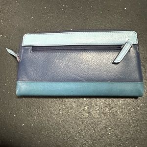 ili New York RFID leather wallet